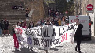 Mig centenar d'estudiants reclama millorar els protocols després d'un cas d'assetjament sexual a la UdG