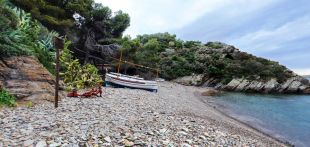 Cau un home i es fa un trau al cap mentre anava de ruta pel Cap de Creus