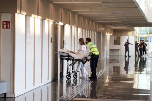 La nova Clínica Girona entra en funcionament després del trasllat dels últims pacients ingressats