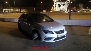 Detenen a Castelló d'Empúries un conductor begut després de xocar contra una tanca