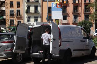 Els empresaris proposen homogeneïtzar les ordenances de mobilitat per facilitar el transport de mercaderies