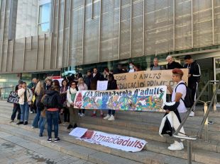 Les escoles d'adults denuncien ''discriminació'' en l'accés als cicles formatius de grau mitjà