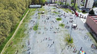 Prop de 600 alumnes de primària d'Olot participen en el Rodajoc