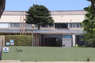 Detingut el padrastre d'una menor que ha agredit el director de l'institut de Cassà