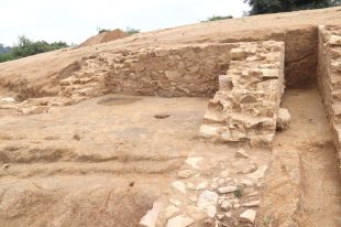 Descobreixen dues illes de cases romanes del segle I en el jaciment dels Padrets de Blanes