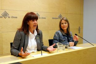 Girona vol dignificar el ''treball invisible'' de les dones que tenen cura de la gent gran a les llars