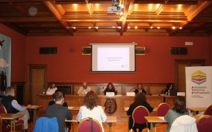 Els apartaments turístics de Girona volen que la llei de Turisme de Catalunya es consensuï amb el sector
