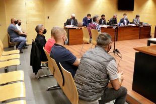 Els acusats es desvinculen dels atacs al Paradise amb excuses d'allò més diverses