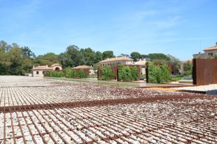 Peralada inaugura el nou celler dissenyat per RCR i que ha costat 40 milions d'euros