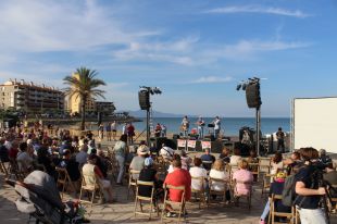 Els opositors als parcs eòlics marins recolliran fons per aturar judicialment els projectes
