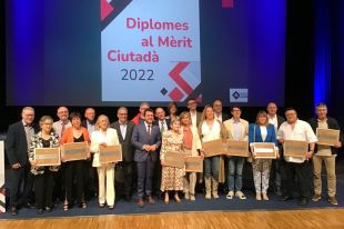 Palafrugell reconeix amb el Diploma al Mèrit Ciutadà els hotels familiars dels anys 60 i 70