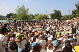 Centenars de persones tornen a celebrar de nou la Bressolada a la Catalunya Nord