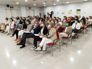 Un centenar d'infermeres assisteixen a les jornades d'oncologia a l'Hospital de Figueres