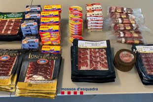 Dues detingudes per robar productes a tres supermercats a Torroella de Montgrí