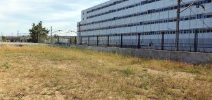 Adif finalitza la nova tanca de protecció de la via del tren d'ample convencional al sud de Girona