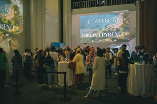 La Costa Brava i Dalí es promocionen a Bèlgica amb motiu de l’exposició immersiva 'Inside Dalí' a Gant