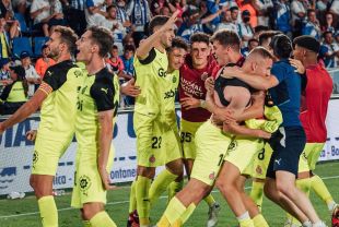El Girona destrossa el Tenerife i torna a Primera (1-3)