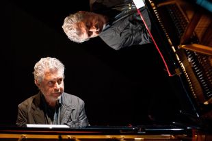 Manel Camp, guardonat amb el premi Espai Ter de Música 2022 per la seva carrera artística