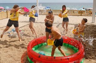 Platja d'Aro amplia el Miniclub de la platja Gran amb ludoteca, espai familiar i babyclub