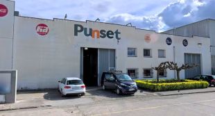 Incendi dins una empresa distribuïdora de begudes a Vilamalla