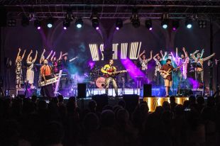 Obeses dona el tret de sortida al festival Istiu que ja ha venut un 70% d'entrades