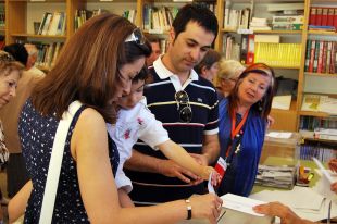 Els principals candidats de Salt voten amb el dubte de si partits xenòfobs entraran a l'ajuntament