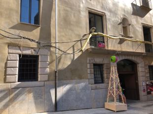 Guanyem Girona denuncia constants talls de llum al cinema Truffaut