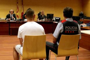 Una víctima no declara contra l'exparella per trencar-li el maxil·lar d'un cop de puny a Girona
