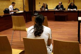 Jutgen un multireincident per robar en una botiga de Figueres i llançar una pedra a una treballadora