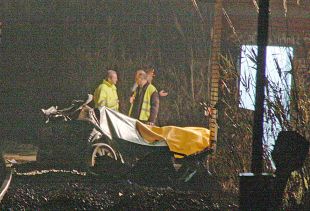 Un tren envesteix un vehicle prop de Blanes causant un mort i un ferit greu