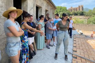 Sant Joan les Fonts recupera la casa de Can Viñolas per destinar-lo a un taller d'inclusió per fer paper