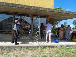 50% de contractes pels alumnes del curs de neteja de mobiliari a Girona