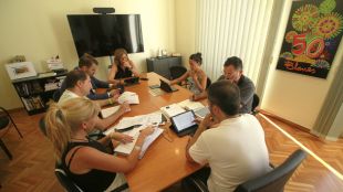 Blanes celebra la primera junta de govern local del govern en minoria d'ERC