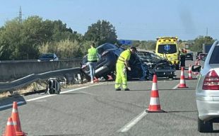 Cinc ferits, entre ells dos menors, en un xoc entre dos vehicles a l'AP-7 a Vilafant