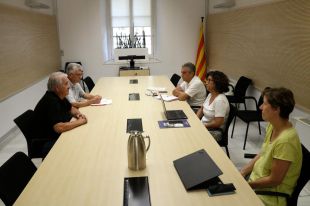 Caçadors gironins i Generalitat acosten posicions per desencallar el conflicte