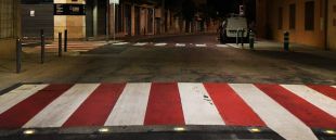 Cassà de la Selva instal·la punts LED al paviment en els passos de vianants