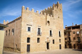 La Bisbal d'Empordà restaura la façana del castell per frenar la degradació