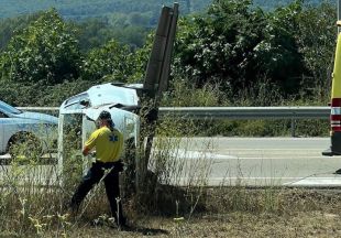 Dues ferides en un xoc frontal entre dos vehicles a la C-31 a Pals