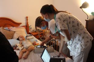 L'equip d'atenció pal·liativa pediàtrica de Girona ha atès 100 famílies en dos anys