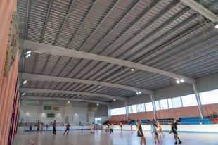 El pavelló de la Nòria de Santa Coloma de Farners ja té nova coberta