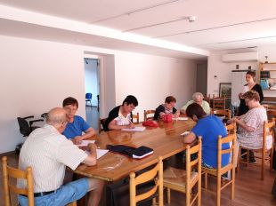 Arbúcies inicia un nou curs del taller de memòria per a persones majors de 60 anys