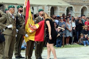 L'Exèrcit organitza una nova jura civil de bandera al castell de Sant Ferran de Figueres