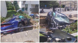 Un vehicle de gamma alta envesteix la tanca d'una casa a Roses i acaba dins el jardí