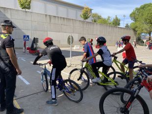 Uns 300 alumnes de secundària de Banyoles aprenen educació viària