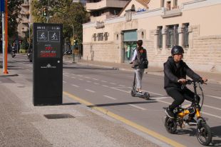 Girona prohibirà temporalment els patinets elèctrics al transport públic per carretera