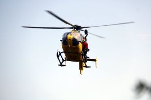 Rescaten amb helicòpter un excursionista ferit a la Fageda d'en Jordà