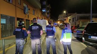 Un operatiu policial a Banyoles acaba un detingut i sis persones identificades