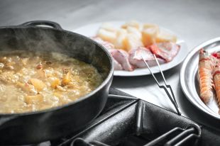 Tretze restaurants de Roses participen en la campanya gastronòmica del Suquet de Peix 2022