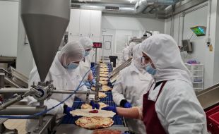 L’obrador artesà Aliments Onyar creix un 40% i expandeix la pizza i pasta ecològica i social a tot l’Estat