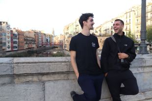 Doble i Hugsound estrenen el nou disc 'Vida lenta' que presentaran a les barraques de Girona